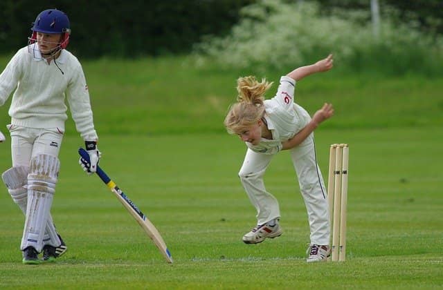 girl cricketer