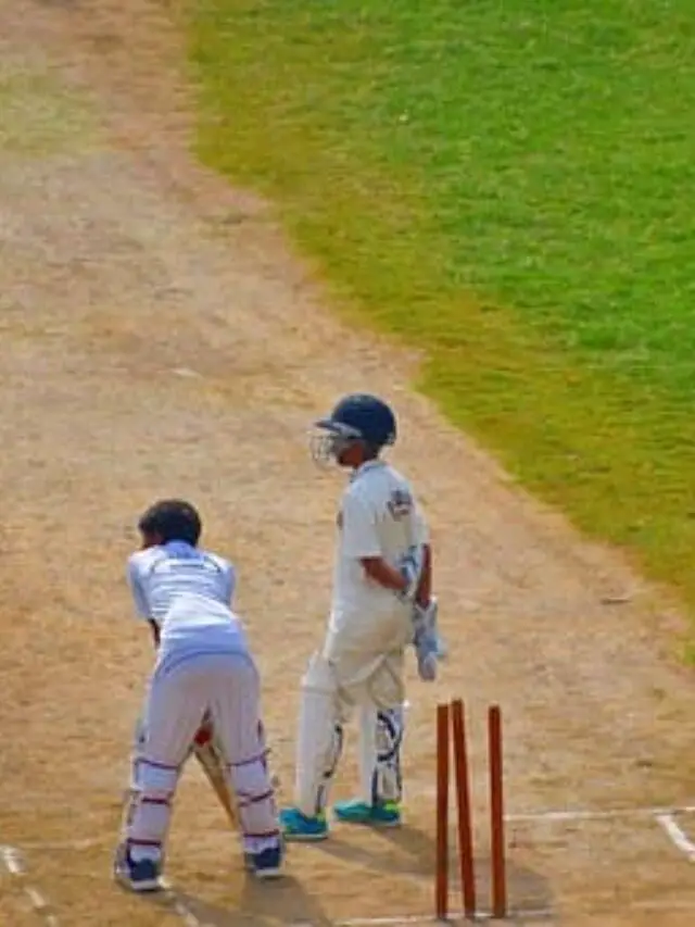 wicket keeper batsman